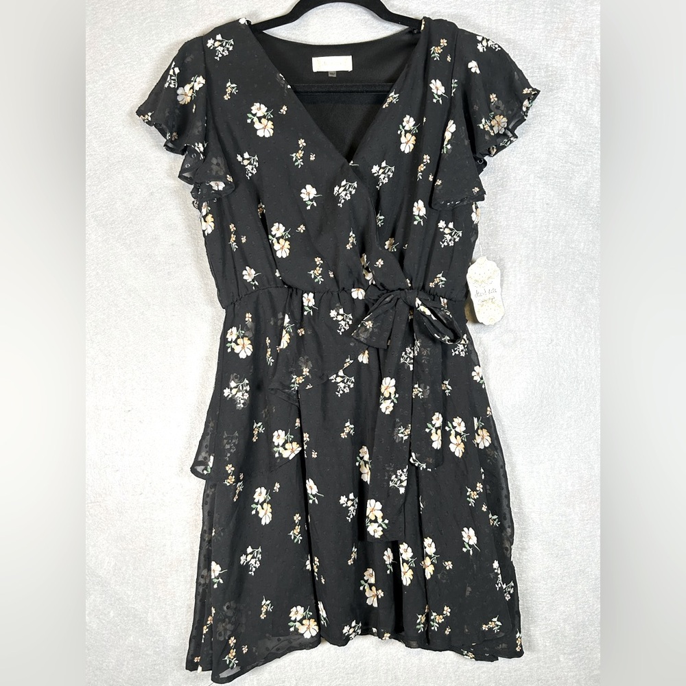 Alter’d State NWT Wrap Mini Dress with Tie Elastic Waist Black/White Floral